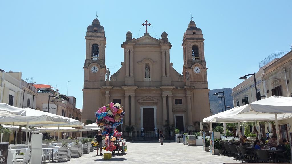 فندق Palazzo Graziano تيراسيني المظهر الخارجي الصورة