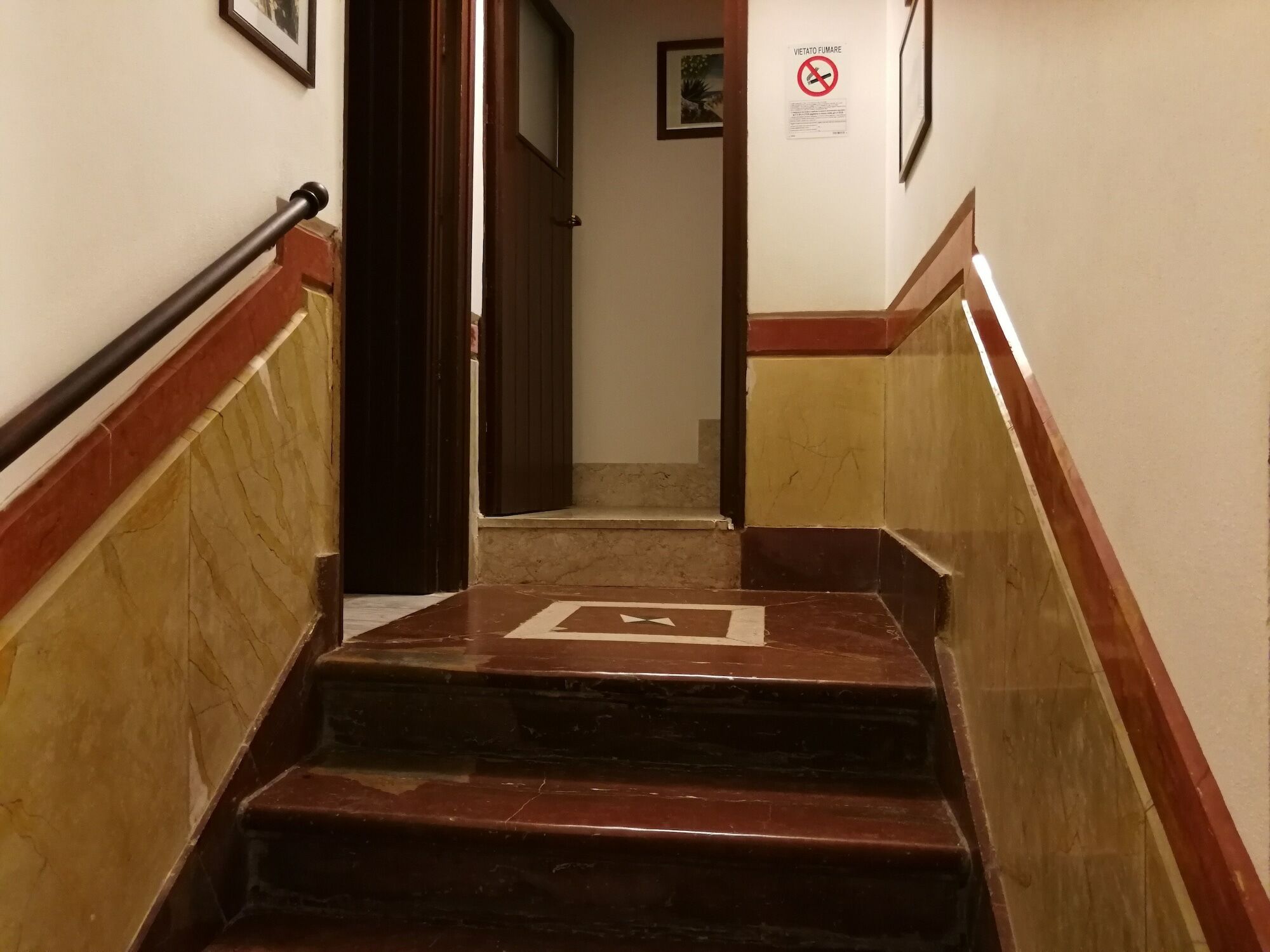 فندق Palazzo Graziano تيراسيني المظهر الخارجي الصورة